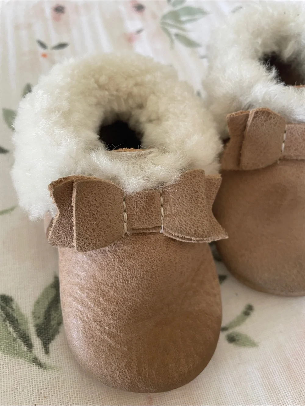 Freshly Picked Tan Bow Moccasin Booties with Cream Fur Scalloped Trim